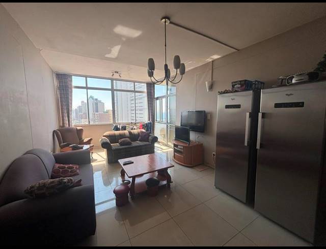 3 BEDROOM PROPERTY TO RENT IN NORTH BEACH